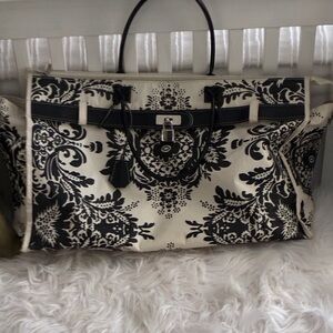 Elegant Murval Black and Cream Tote Bag